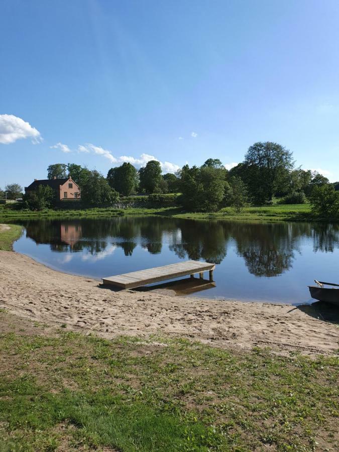 Byskolansvandrarhem Bronnestad Екстериор снимка