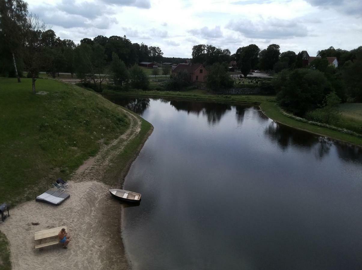Byskolansvandrarhem Bronnestad Екстериор снимка